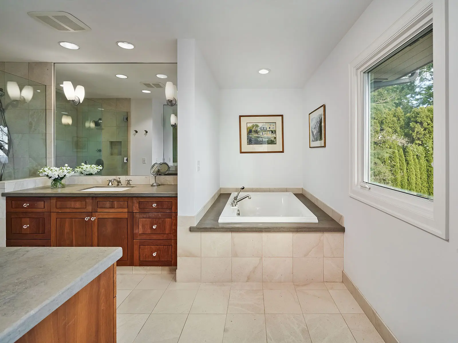 4801 SW Patton Road, 42s