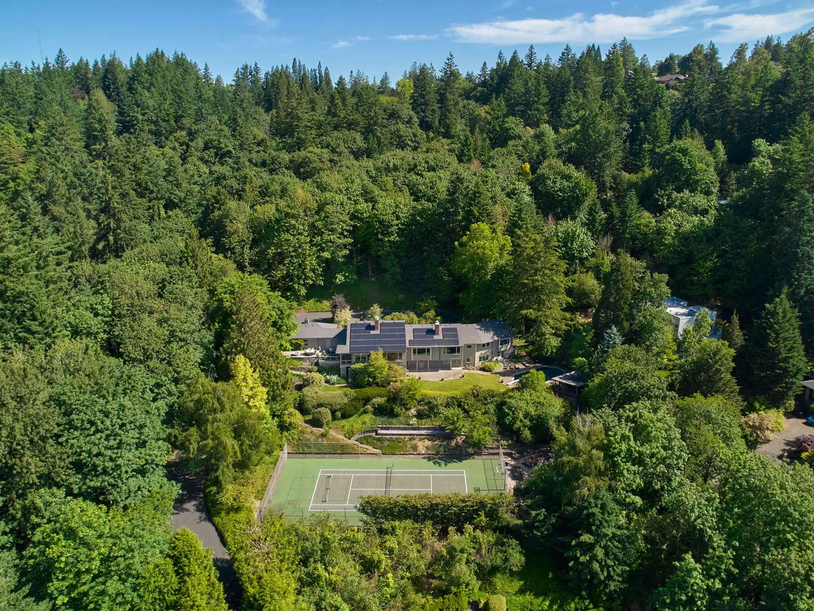 4801 SW Patton Road, 84s